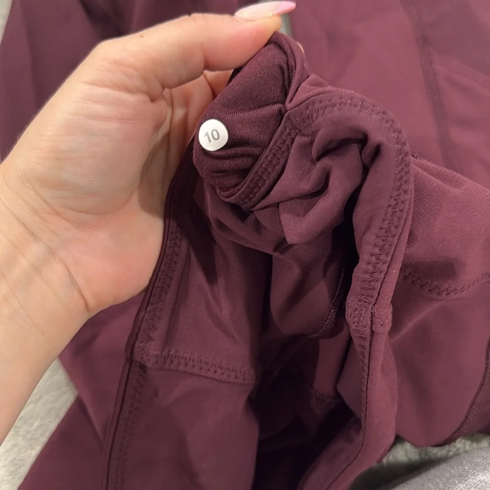 Lululemon Cropped Leggings